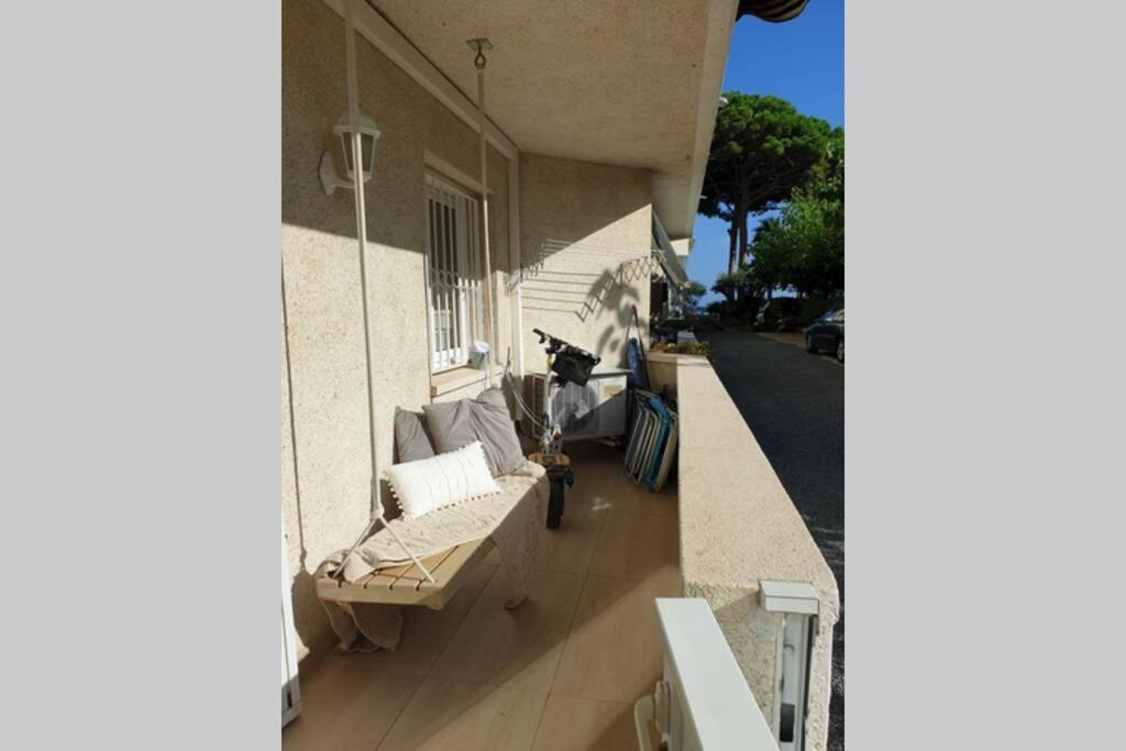 Apartamento 1ª Linea De Mar Cambrils Vilafortuny Eksteriør billede